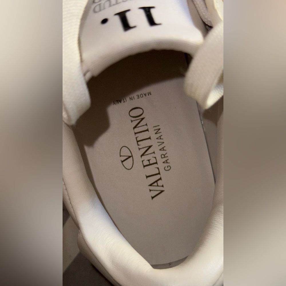 Valentino Garavani Sneakers NWOT Rockstud Pink - Picture 7 of 7